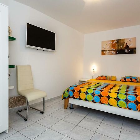 Apartments Danica เวอร์บนิค ภายนอก รูปภาพ