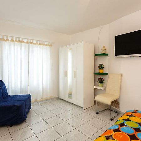 Apartments Danica เวอร์บนิค ภายนอก รูปภาพ