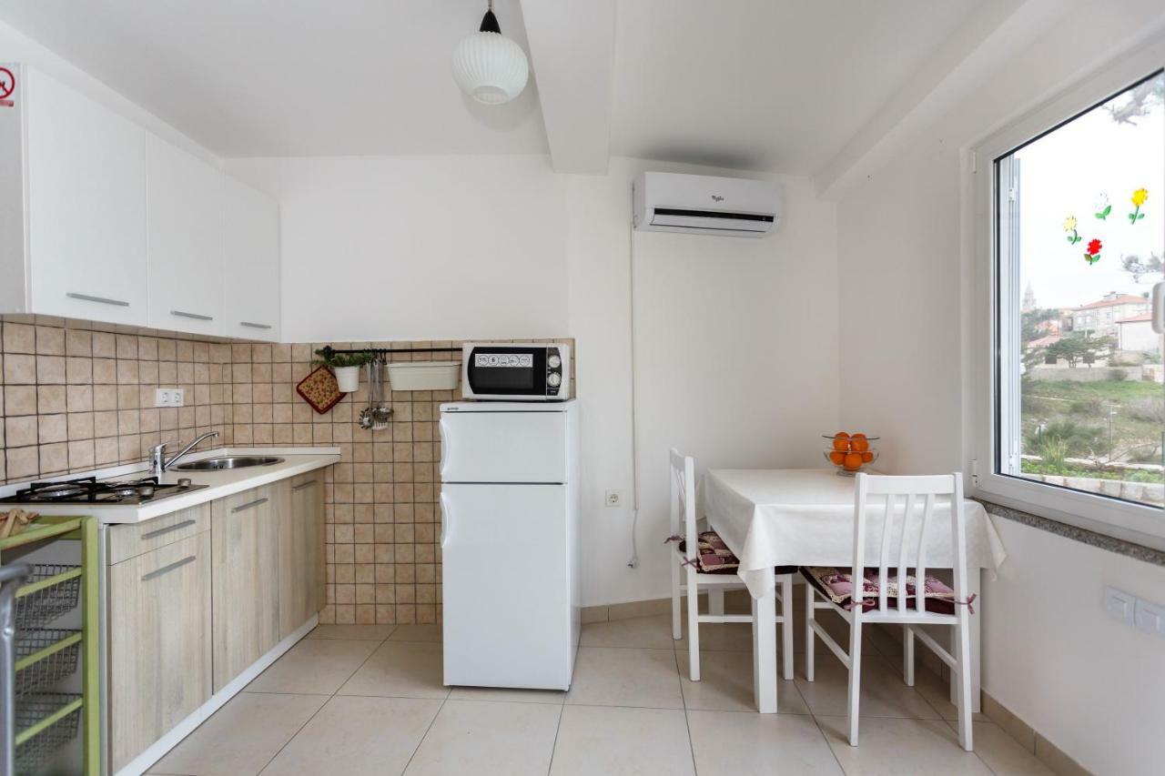Apartments Danica เวอร์บนิค ภายนอก รูปภาพ