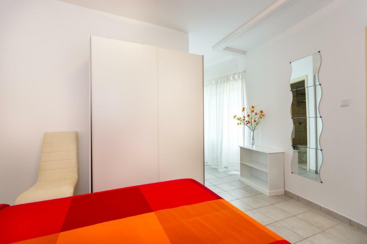 Apartments Danica เวอร์บนิค ภายนอก รูปภาพ