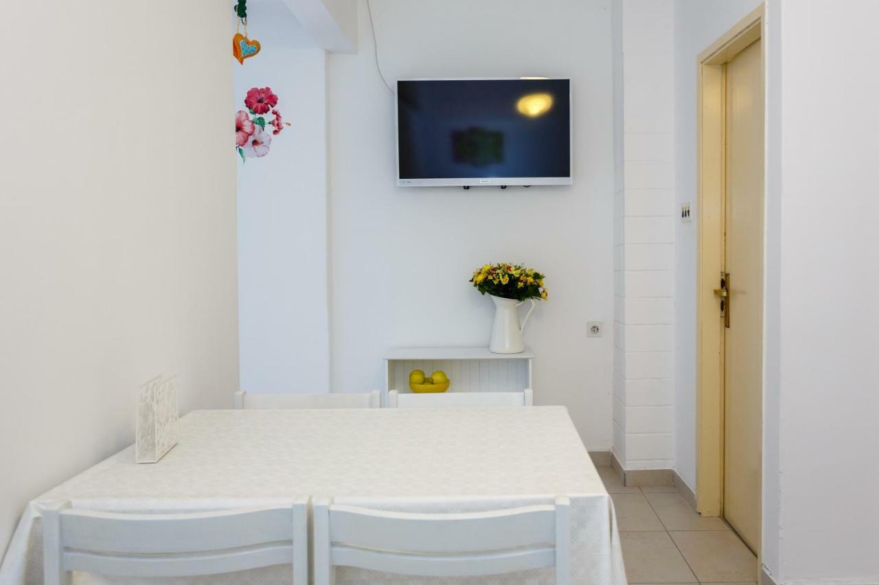 Apartments Danica เวอร์บนิค ภายนอก รูปภาพ