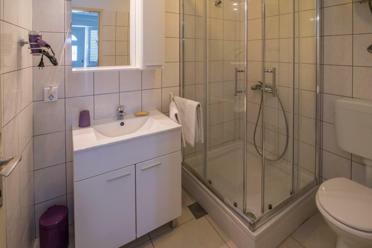 Apartments Danica เวอร์บนิค ภายนอก รูปภาพ